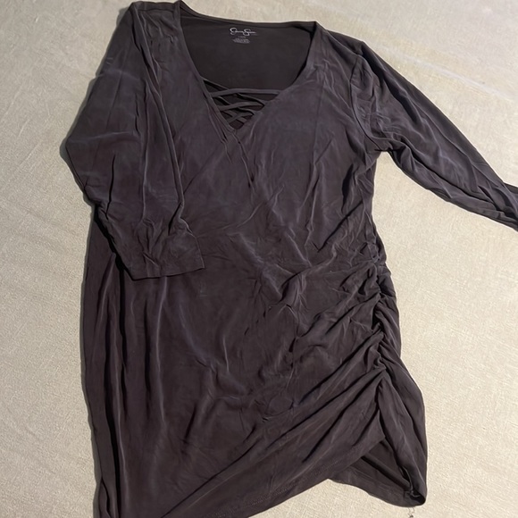 Maternity assortment of shirts! Perfect for fall and winter - Picture 6 of 7